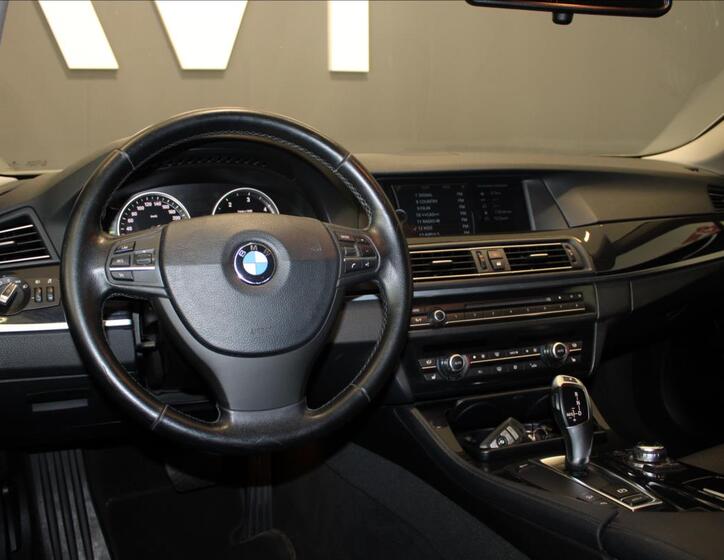BMW Řada 5 26