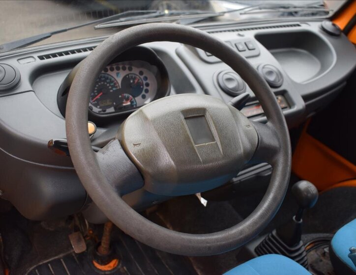 Piaggio Porter Sklápěč 1,3 l 52 kw