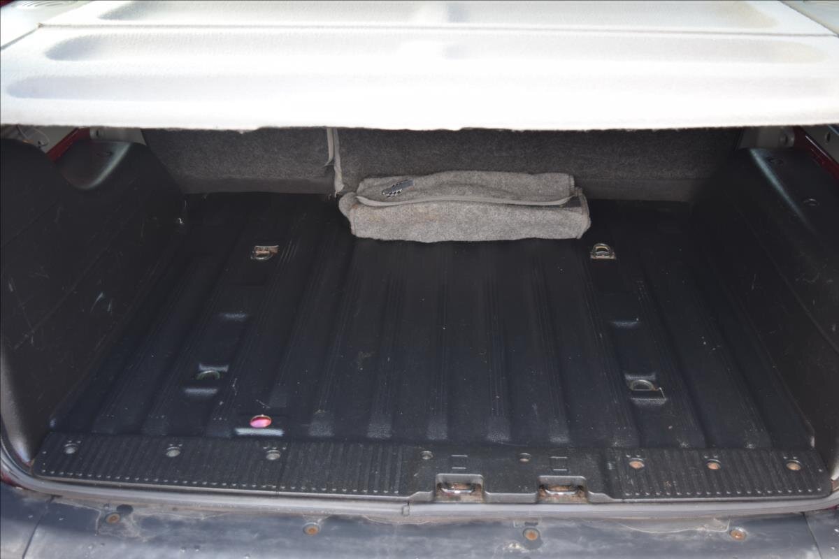 Renault Kangoo Kombi 1,1 l 55 kw