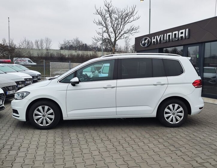 Volkswagen Touran MPV 1,5 l 110 kw
