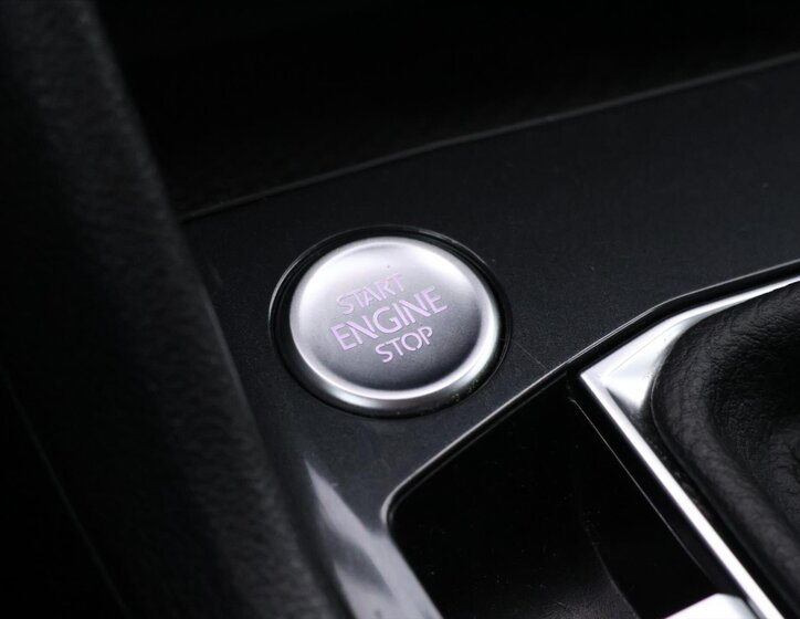 Volkswagen Tiguan SUV / Terénní 1,5 l 96 kw