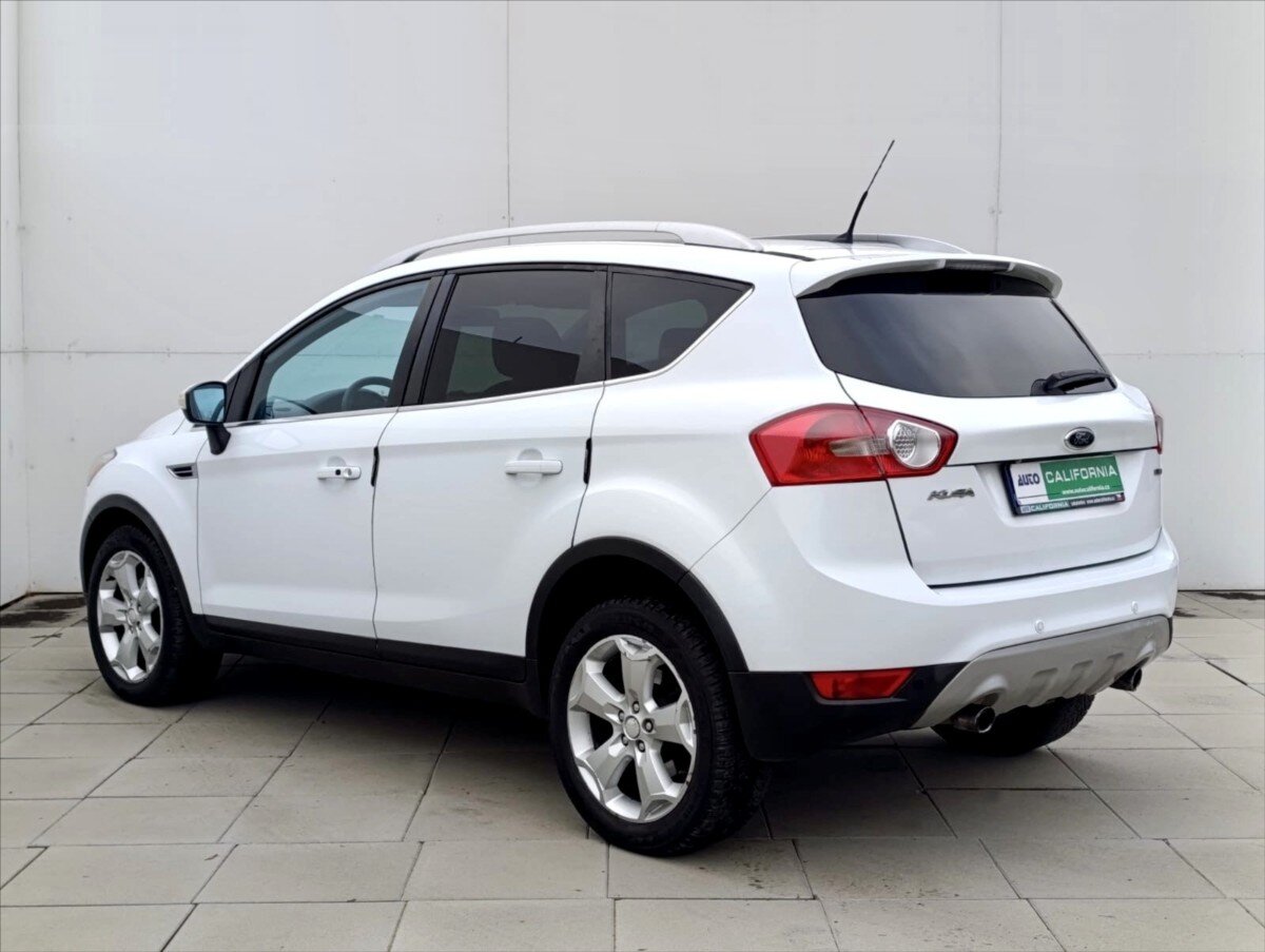 Ford Kuga SUV / Terénní 2,0 l 120 kw