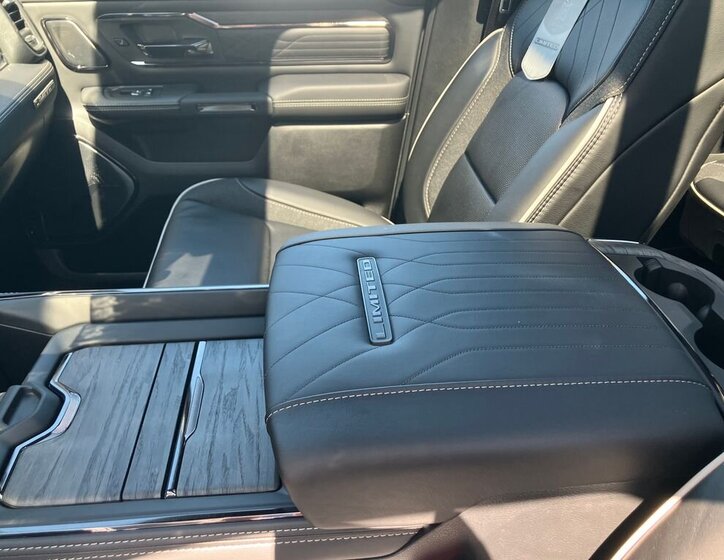 Dodge RAM Pick-up 3,0 l 403 kw