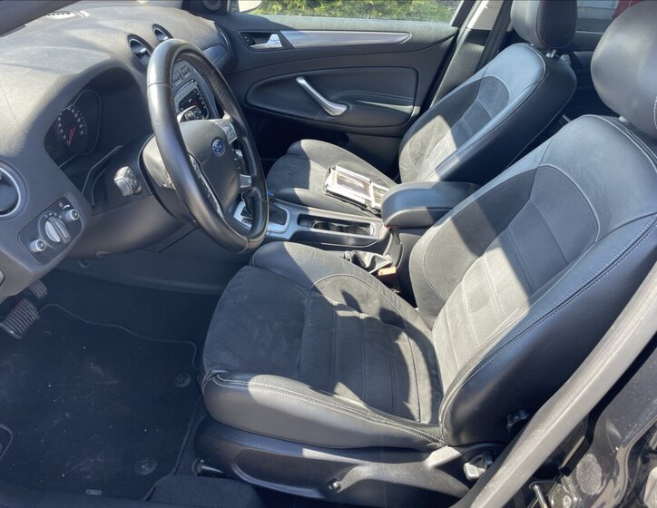 Ford Mondeo Kombi 2,2 l 147 kw