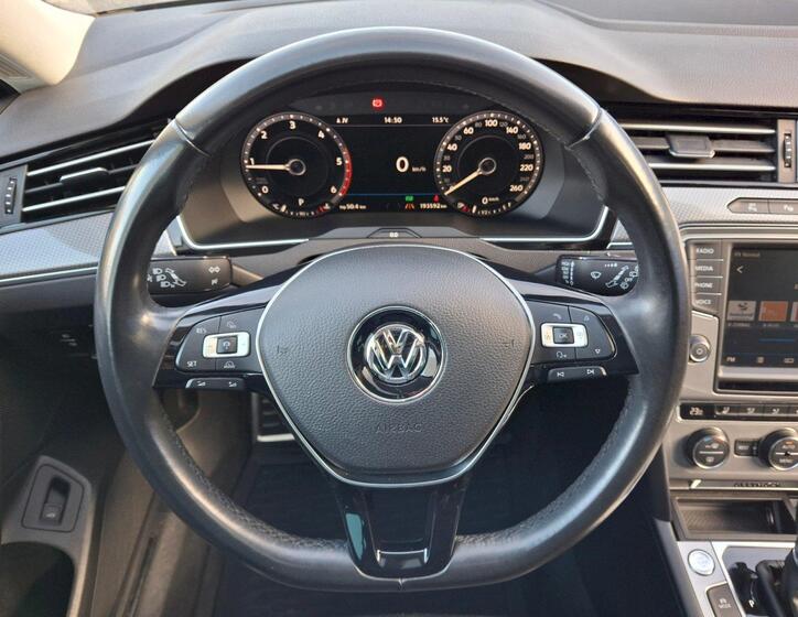 Volkswagen Passat 19