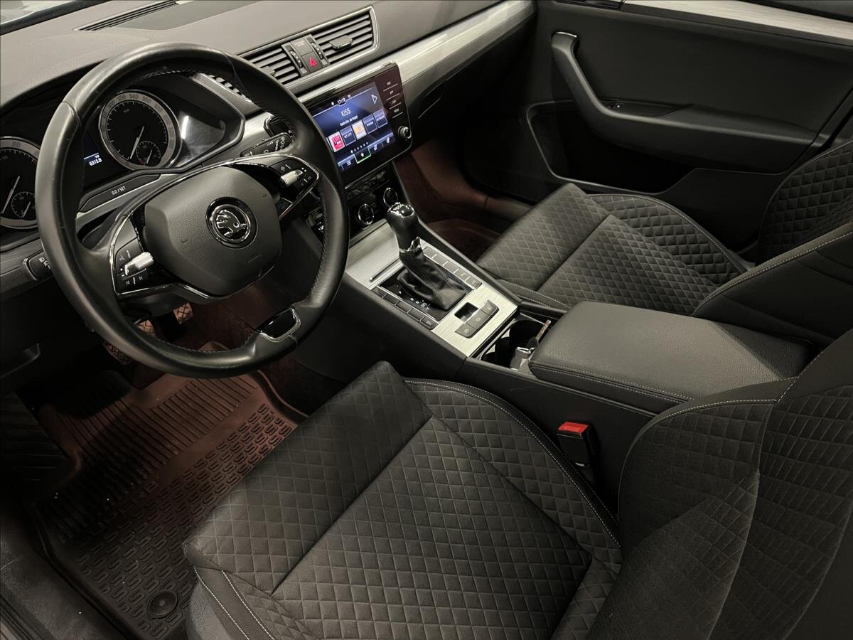 Škoda Superb Kombi 1,5 l 110 kw