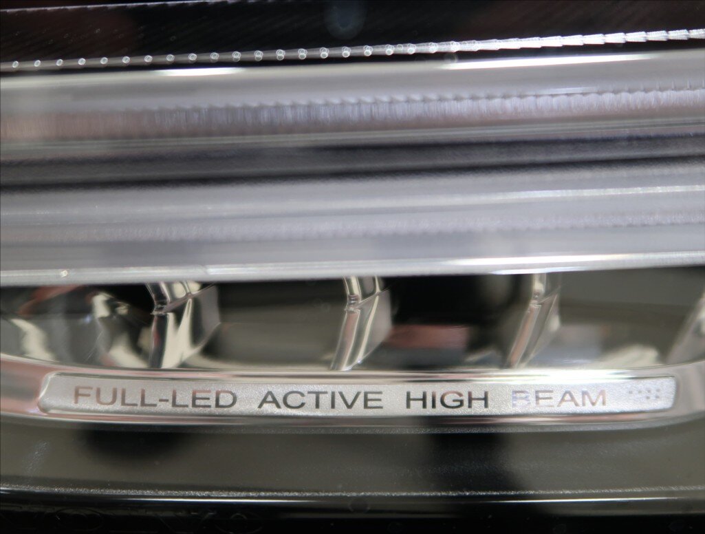 Volvo S90 Sedan / Limuzína 2,0 l 235 kw