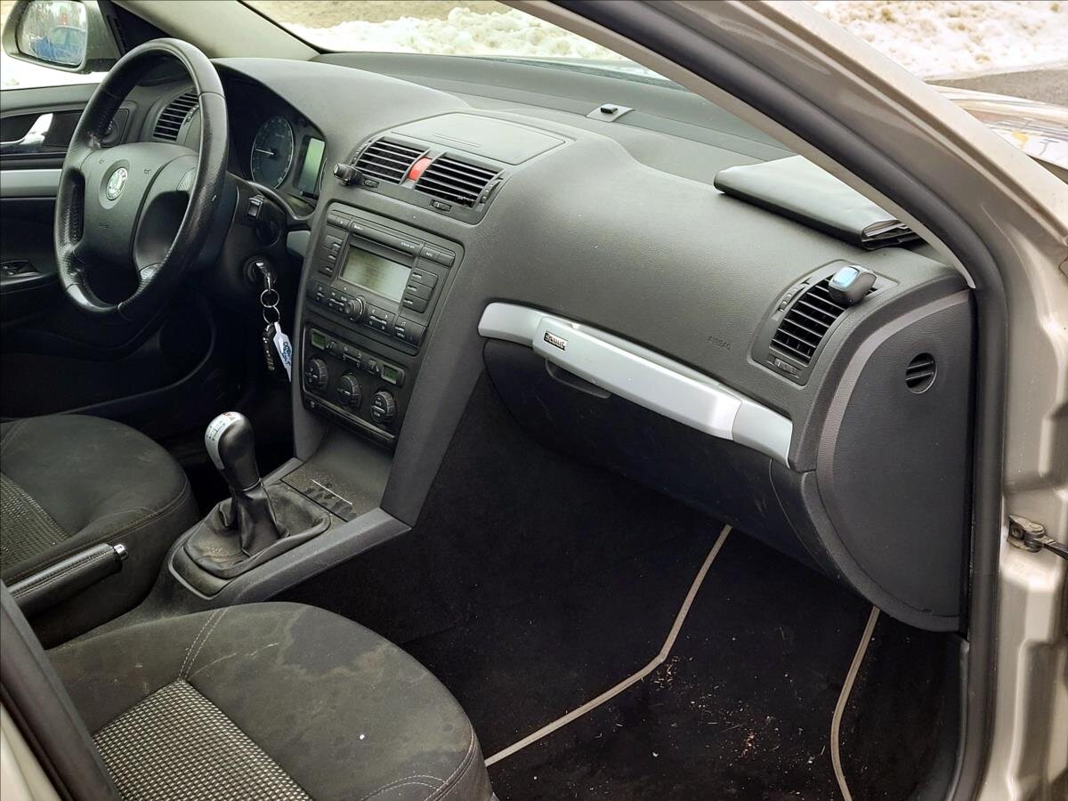 Škoda Octavia Kombi 2,0 l 103 kw