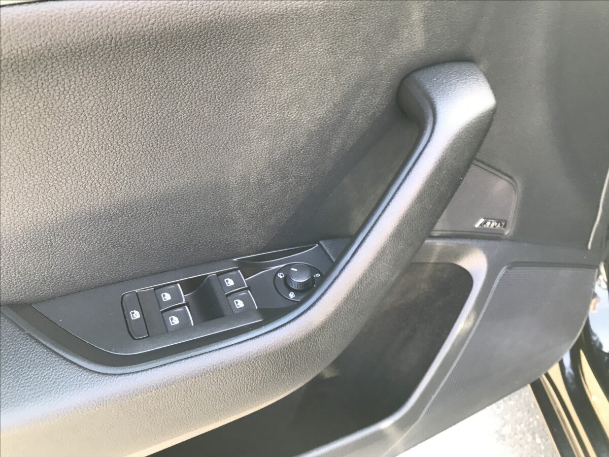 Škoda Superb Kombi 2,0 l 140 kw