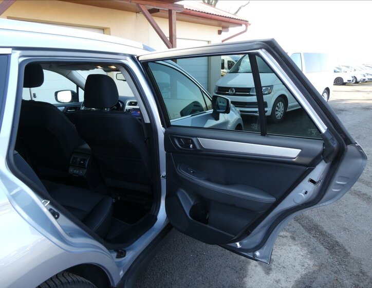 Subaru Outback Kombi 2,5 l 129 kw