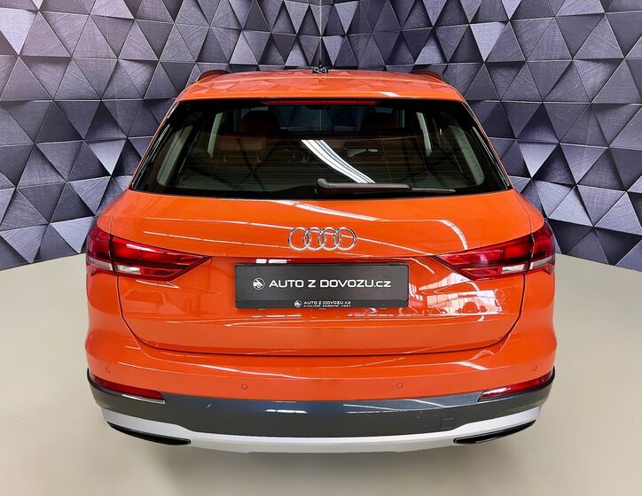 Audi Q3 6