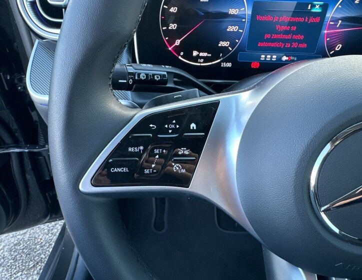 Mercedes-Benz GLC SUV / Terénní 2,0 l 145 kw