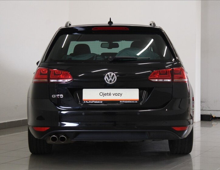 Volkswagen Golf Kombi 2,0 l 135 kw