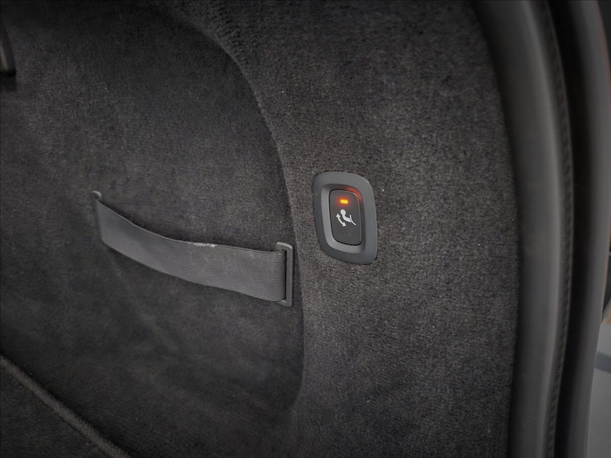 Volvo V90 Kombi 2,0 l 177 kw