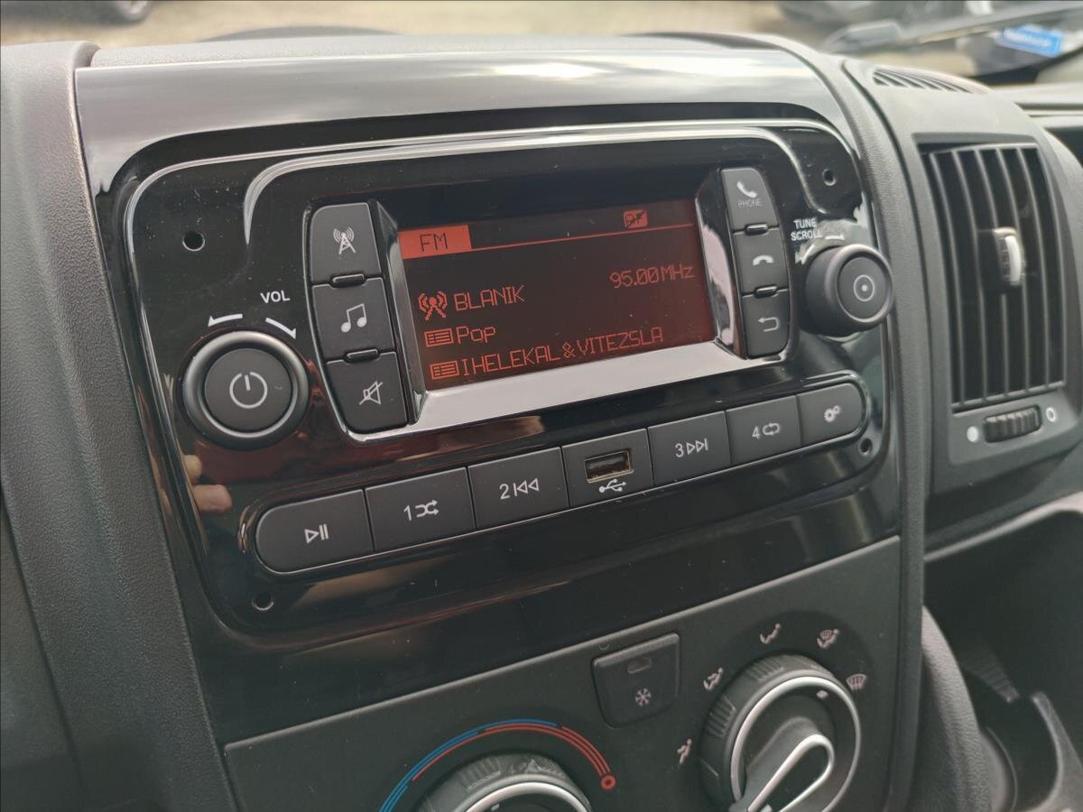 Opel Movano Skříň 2,2 l 121 kw