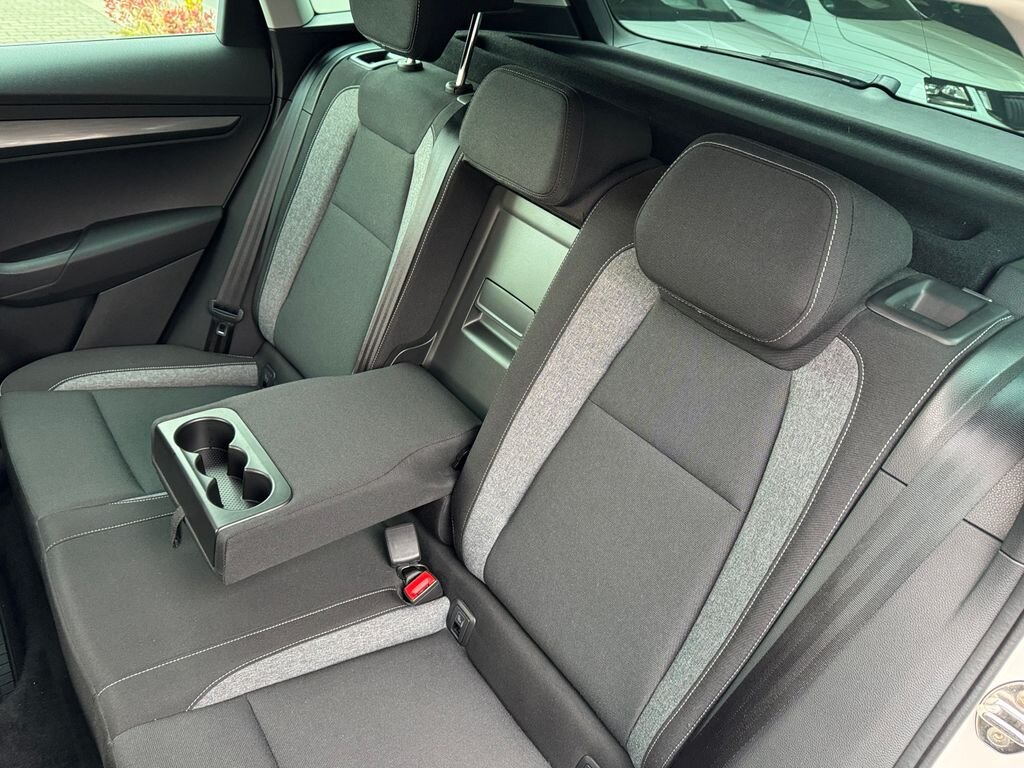 Škoda Karoq SUV 1,5 l 110 kw