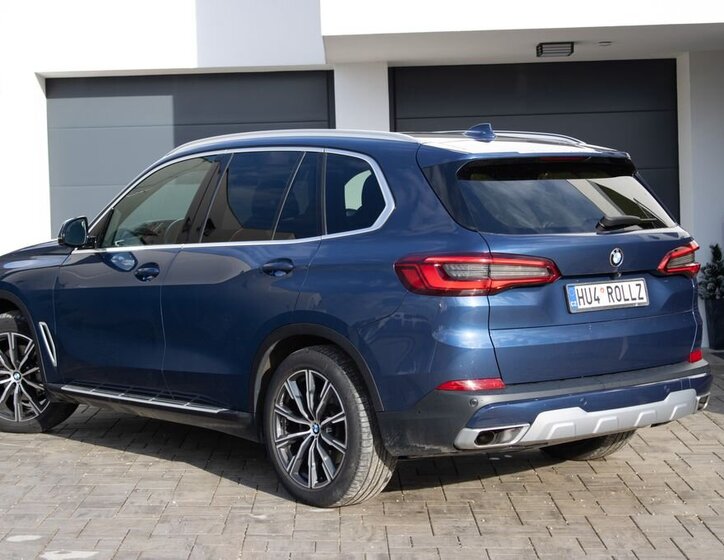 BMW X5 SUV 3,0 l 195 kw