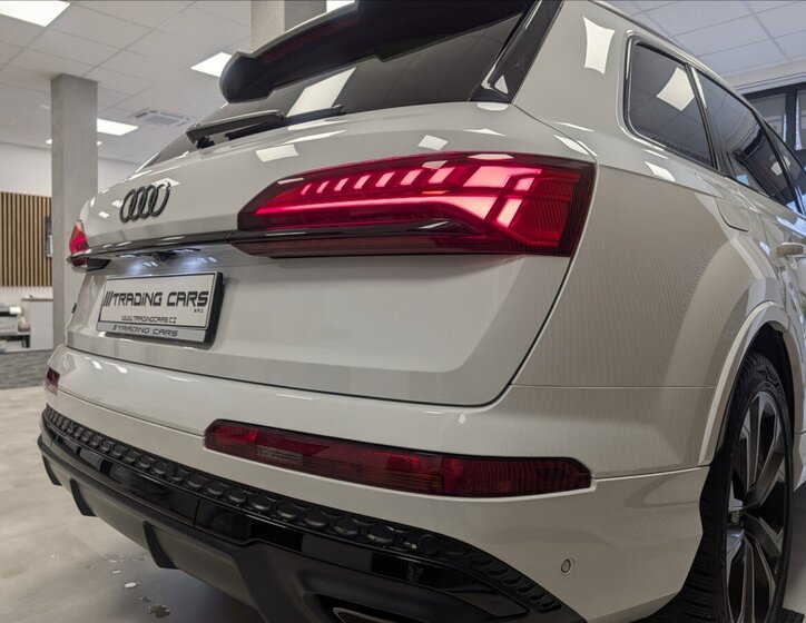 Audi Q7 Kombi 3,0 l 210 kw