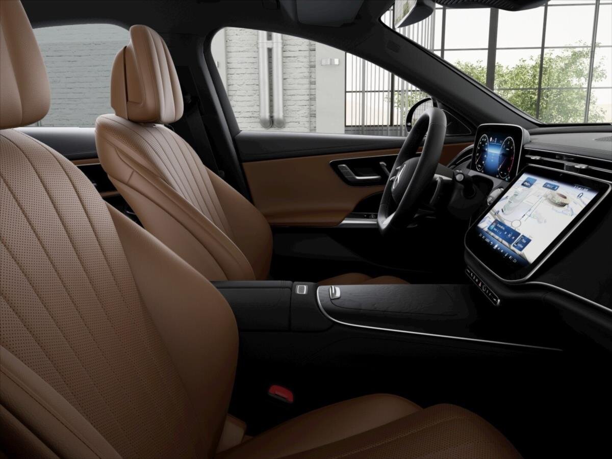 Mercedes-Benz Třídy E Sedan / Limuzína 2,0 l 145 kw