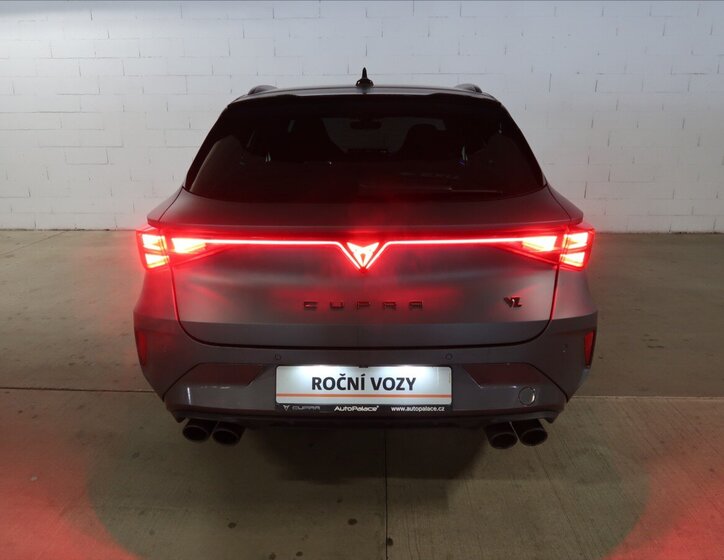 Cupra Leon Kombi 2,0 l 245 kw