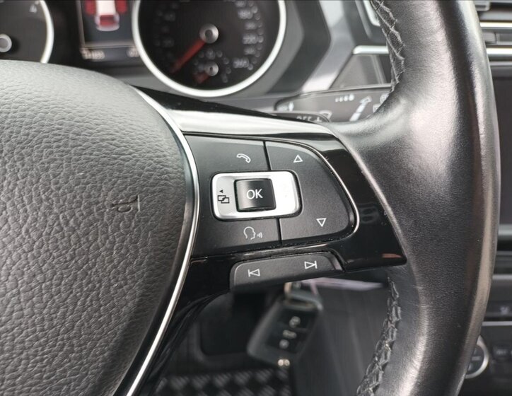 Volkswagen Tiguan SUV / Terénní 2,0 l 110 kw