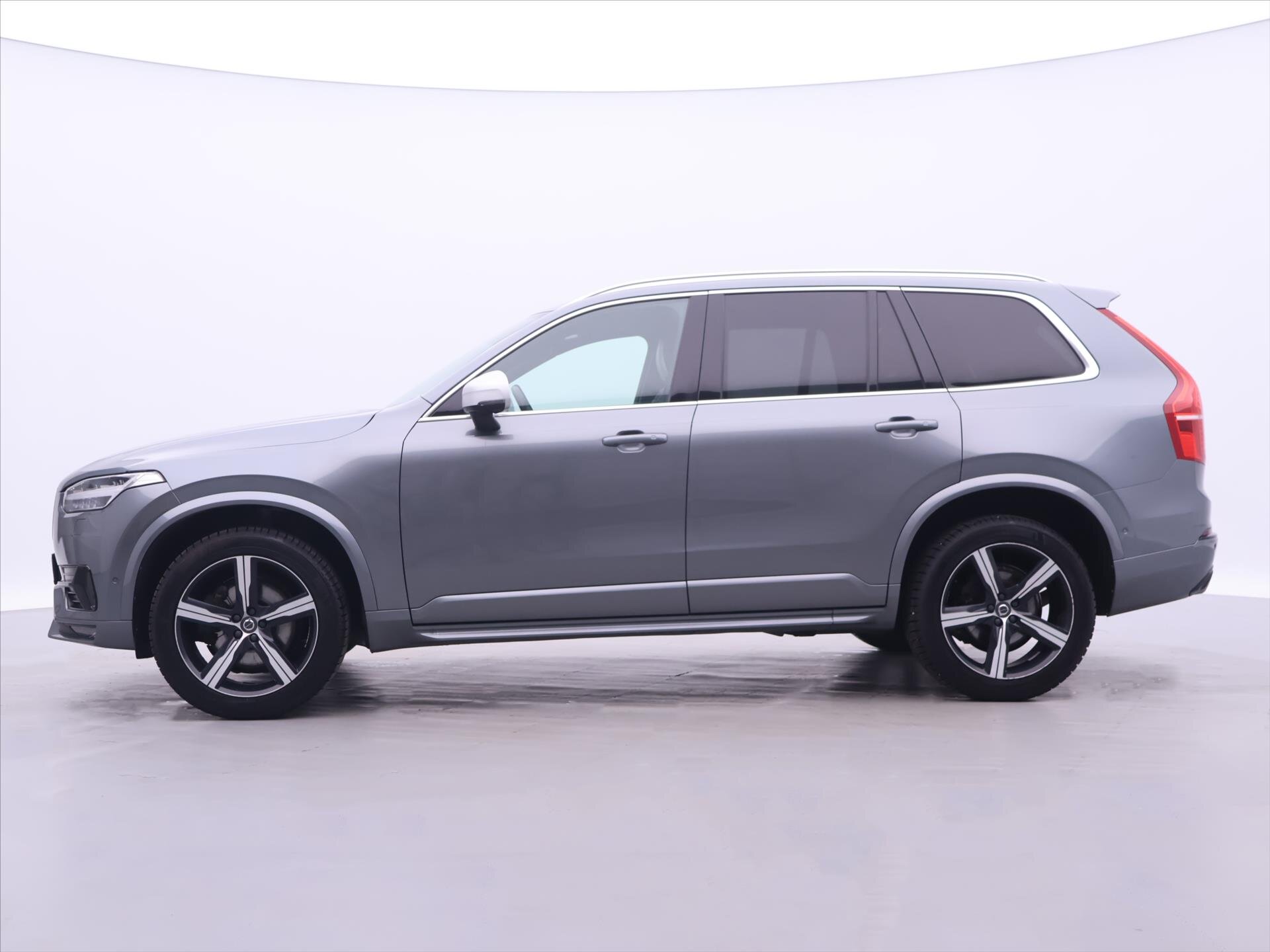 Volvo XC90 SUV / Terénní 2,0 l 173 kw
