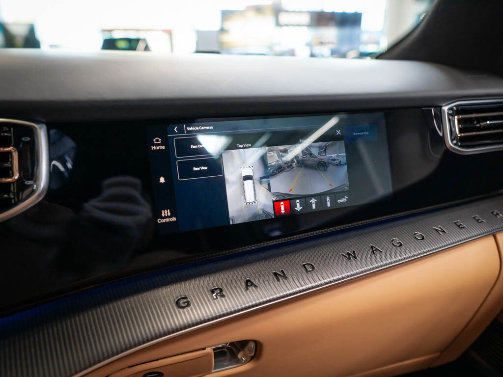 Jeep Grand Wagoneer SUV 6,4 l 351 kw