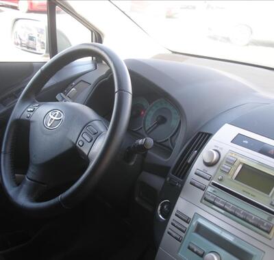 Toyota Corolla Verso 7