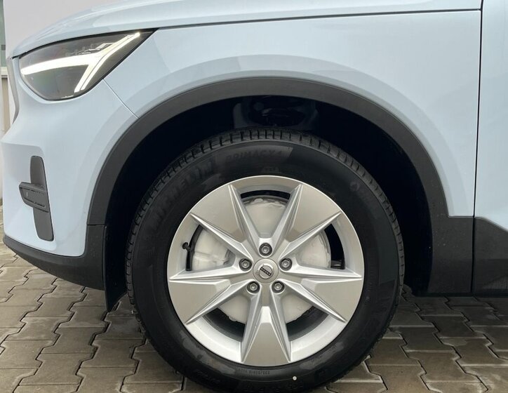 Volvo XC40 SUV 2,0 l 120 kw