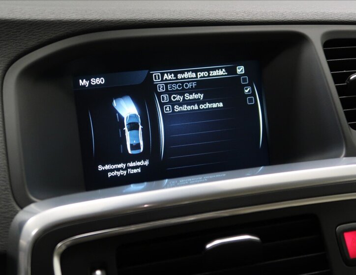 Volvo S60 Sedan / Limuzína 2,0 l 140 kw