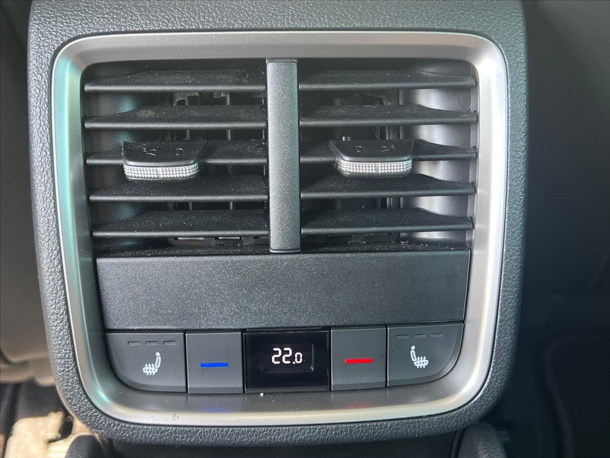 Škoda Octavia Sedan / Limuzína 2,0 l 110 kw