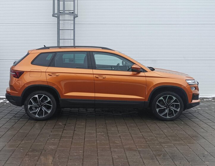 Škoda Karoq SUV / Terénní 1,5 l 110 kw