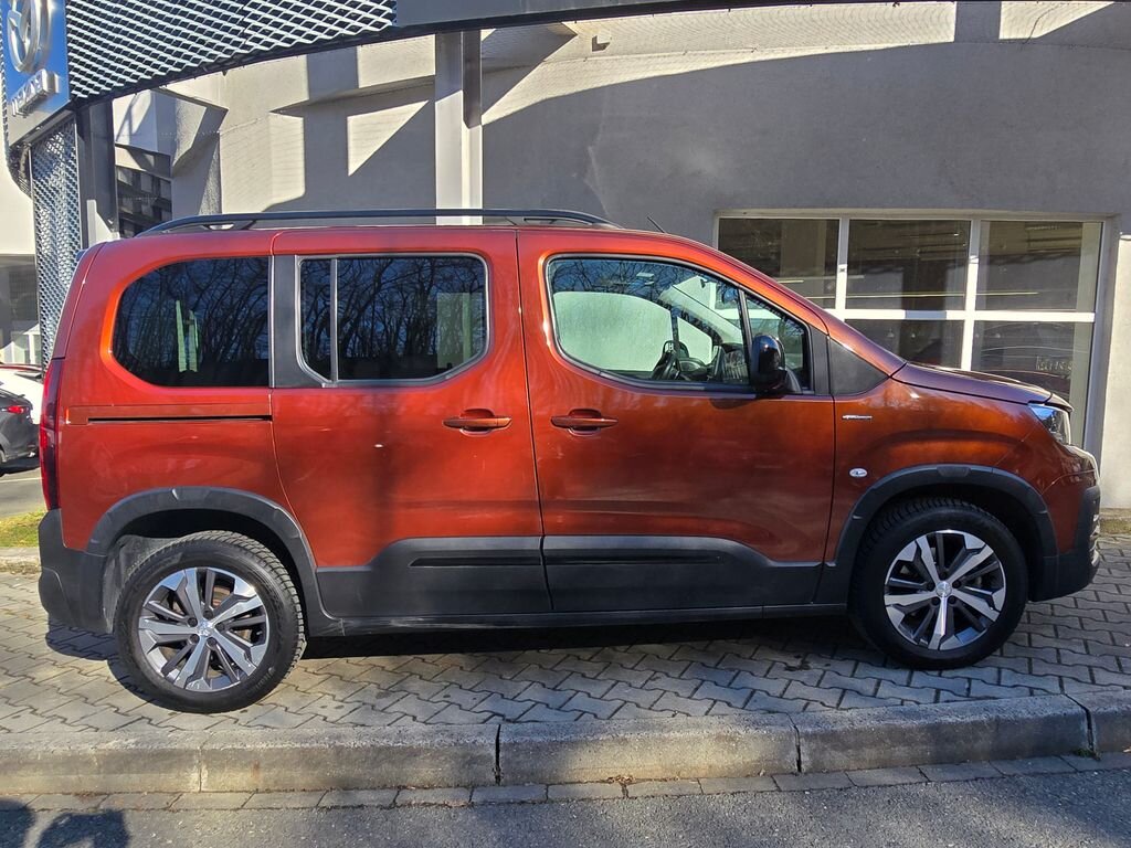 Peugeot Rifter VAN / Minibus 1,2 l 96 kw