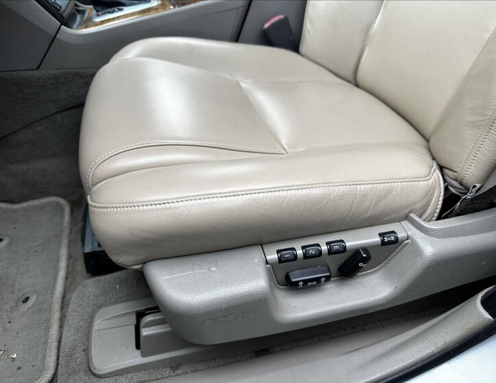 Volvo XC90 SUV / Terénní 2,4 l 120 kw