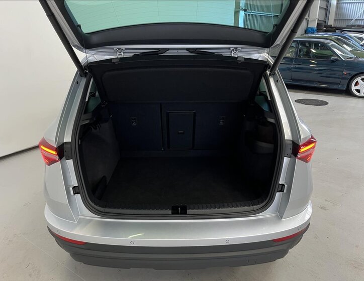 Škoda Karoq SUV / Terénní 1,5 l 110 kw