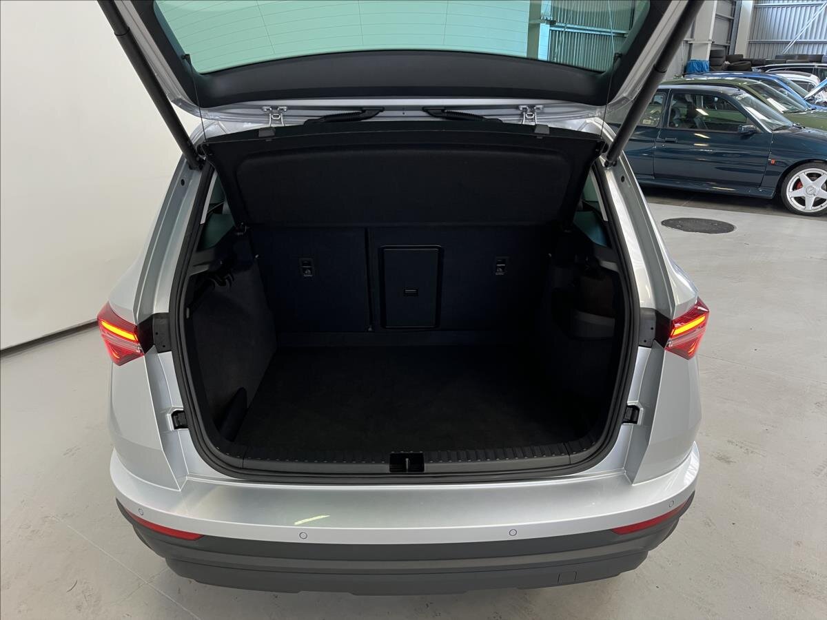 Škoda Karoq SUV / Terénní 1,5 l 110 kw