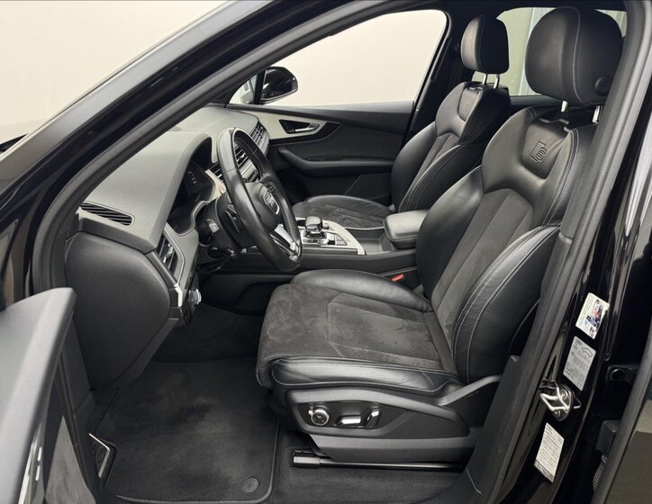 Audi SQ7 SUV / Terénní 4,0 l 320 kw