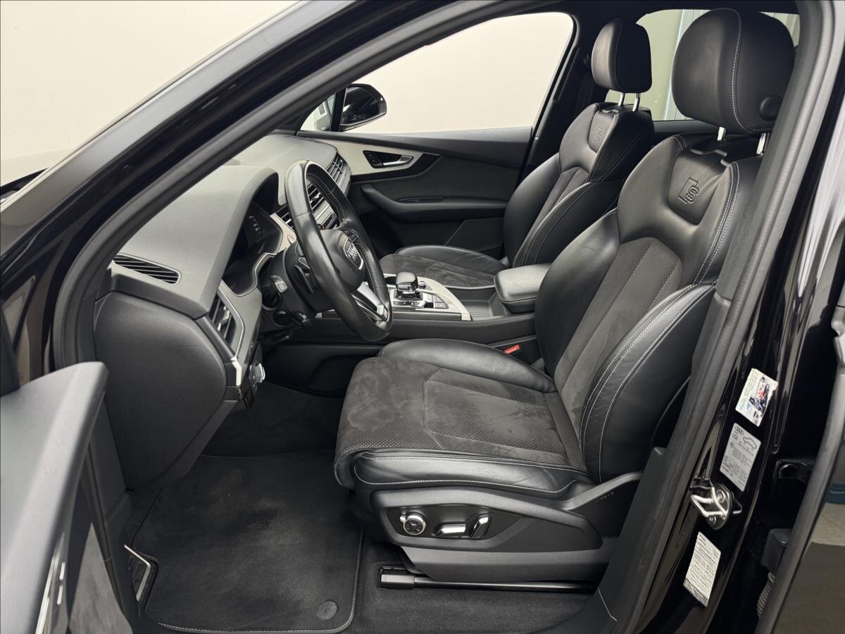 Audi SQ7 SUV / Terénní 4,0 l 320 kw