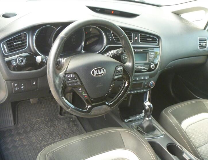 KIA Ceed 10
