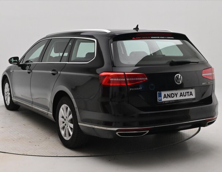 Volkswagen Passat Kombi 2,0 l 140 kw