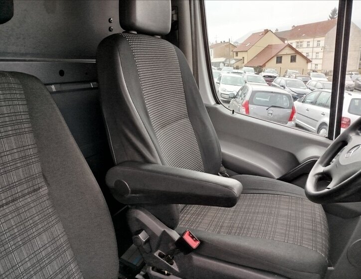 Mercedes-Benz Sprinter Skříň 2,1 l 95 kw