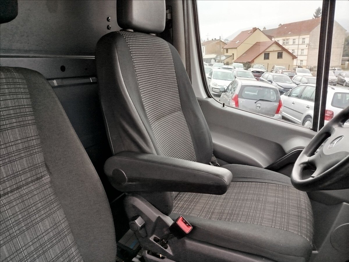 Mercedes-Benz Sprinter Skříň 2,1 l 95 kw
