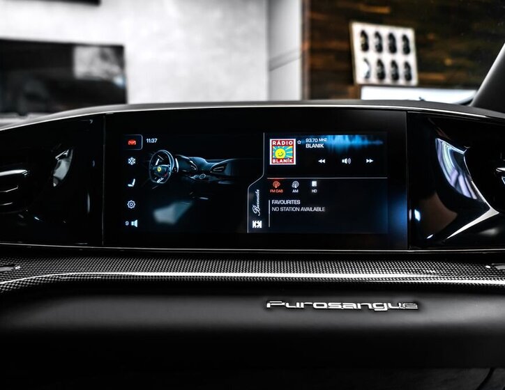 Ferrari Ostatní SUV / Terénní 6,5 l 529 kw