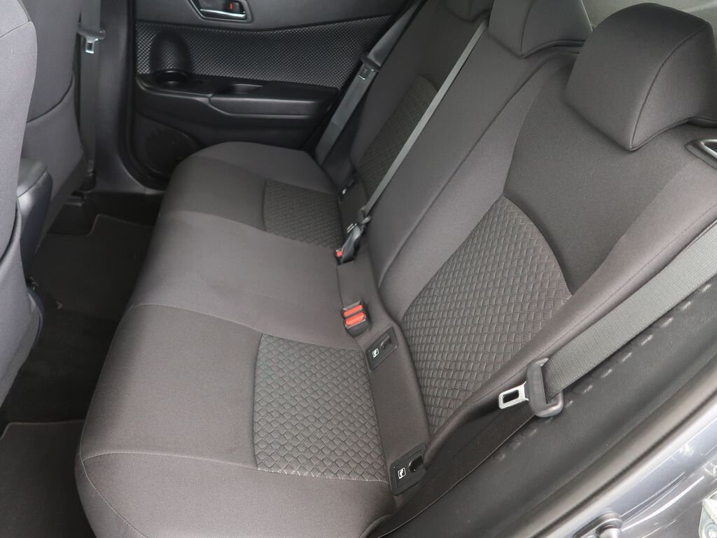 Toyota C-HR SUV 2,0 l 112 kw