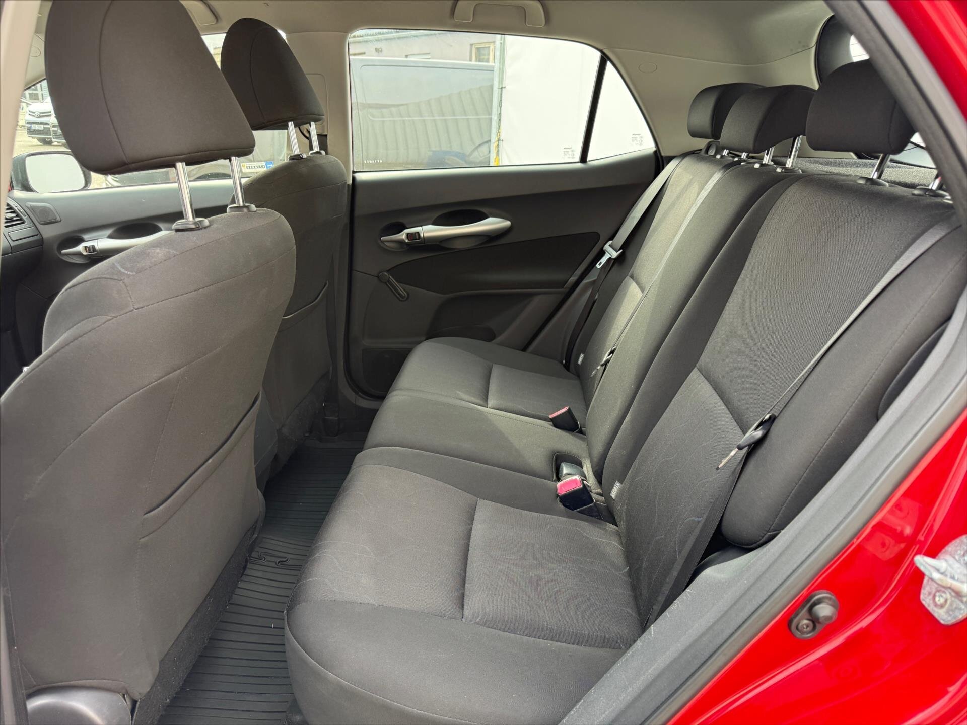 Toyota Auris Hatchback 1,3 l 73 kw