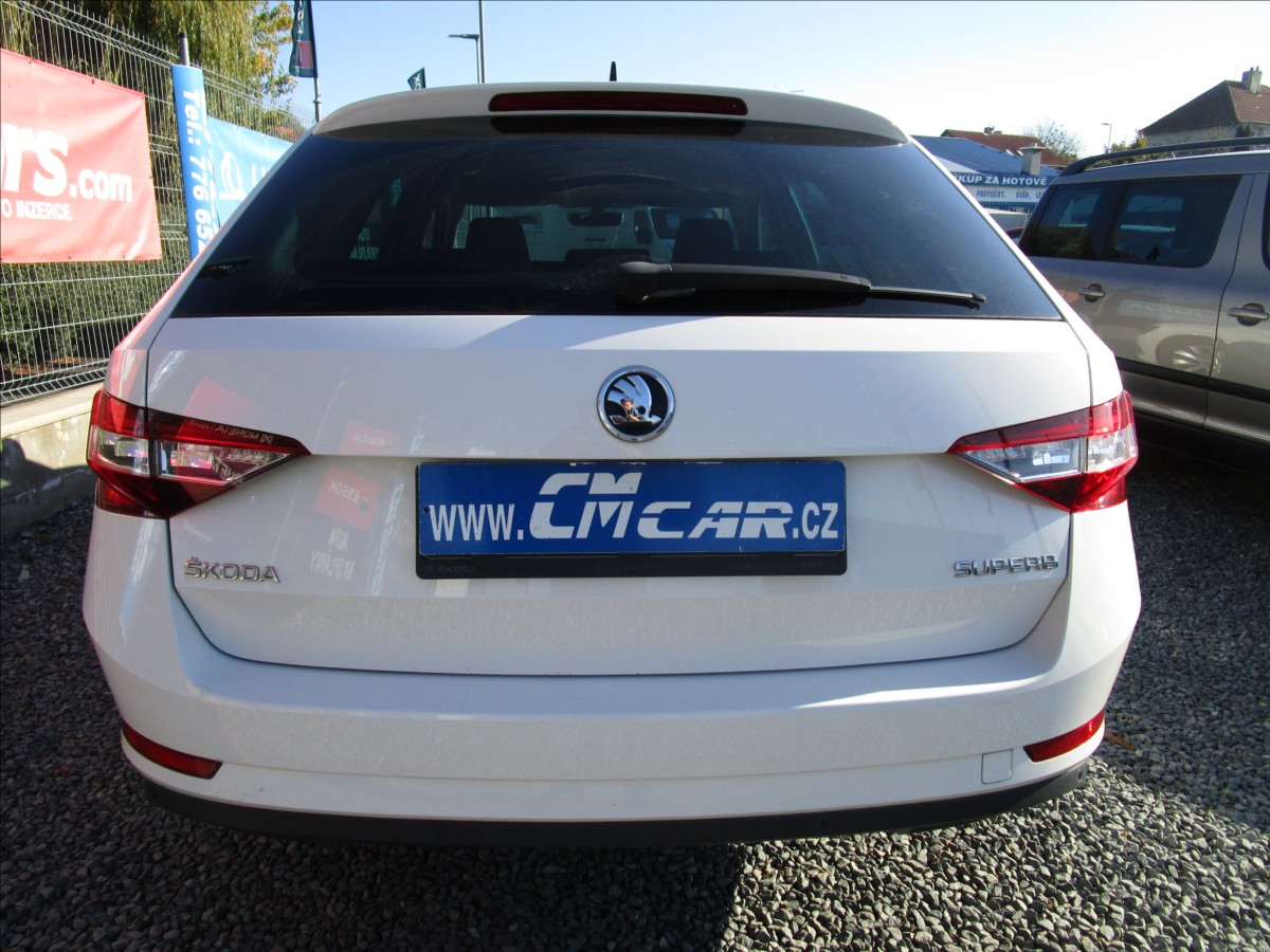 Škoda Superb