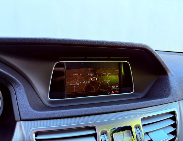 Mercedes-Benz Třídy E 19