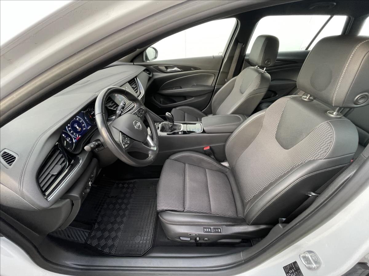 Opel Insignia Kombi 1,5 l 90 kw