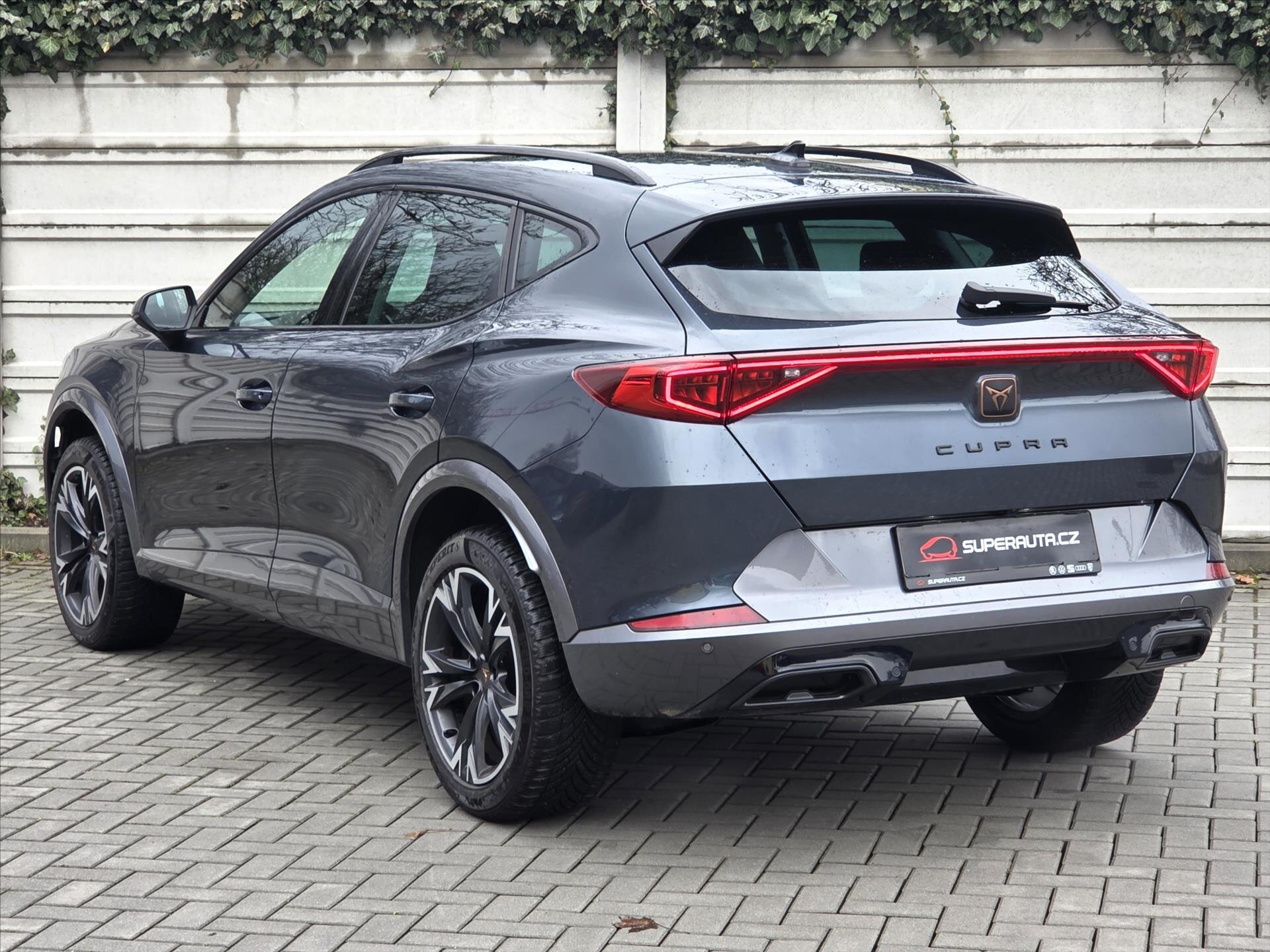 Cupra Formentor SUV / Terénní 2,0 l 140 kw