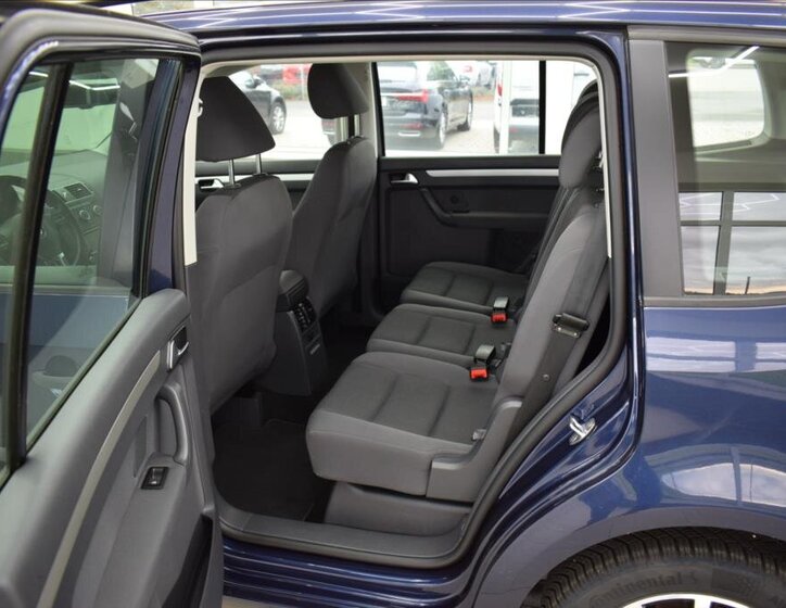Volkswagen Touran Kombi 1,6 l 77 kw